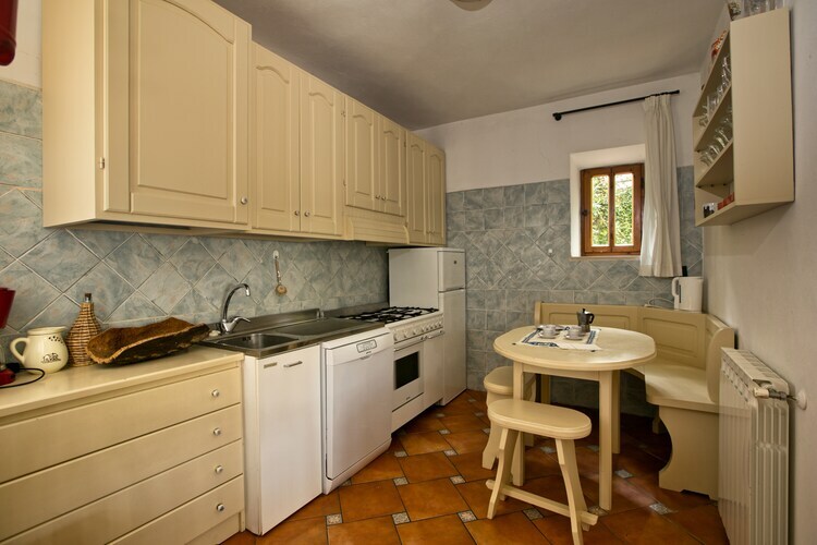 Maison Sassetta Castagno, 8 pers., vue vallée et piscine - Photo 3