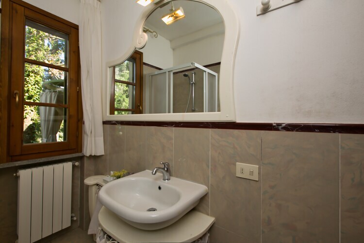 Quercia Fresia, villa années 60 avec piscine - Photo 17