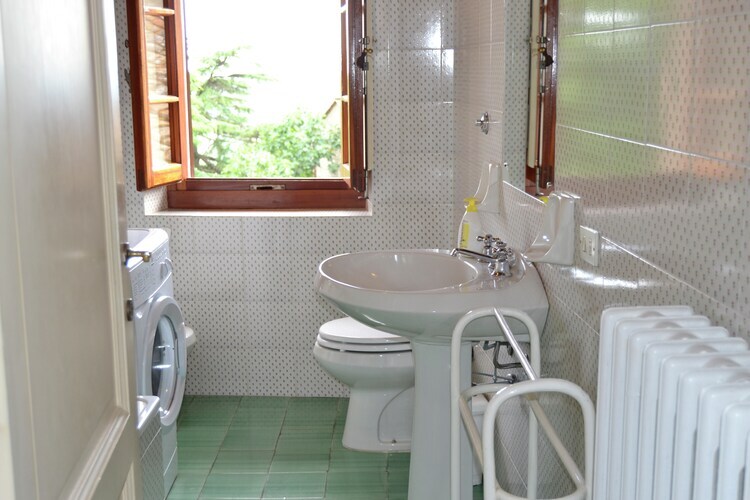 Belvedere, appartement en château avec piscine à Pergine Valdarno - Photo 11