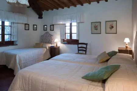 Belvedere, appartement en château avec piscine à Pergine Valdarno : photo 2