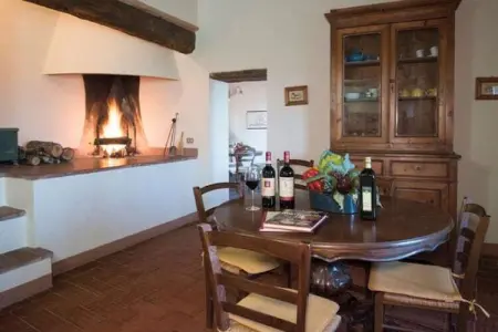 Belvedere, appartement en château avec piscine à Pergine Valdarno : photo 3