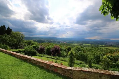 Belvedere, appartement en château avec piscine à Pergine Valdarno : photo 7