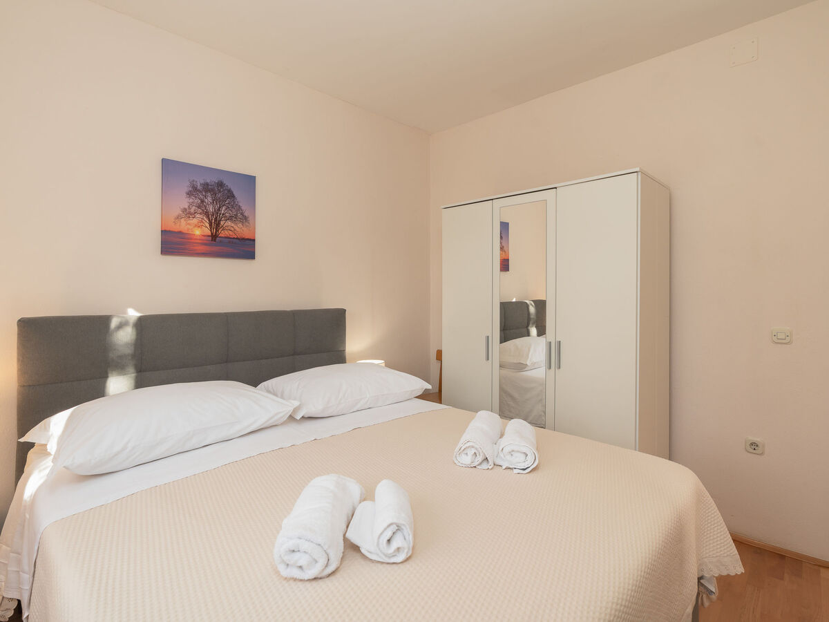 Maison Danijel à Zadar : piscine privée et terrasse - Photo 10