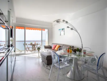 L'Angelina : Appartement vue mer à Cagnes-sur-Mer : photo 9