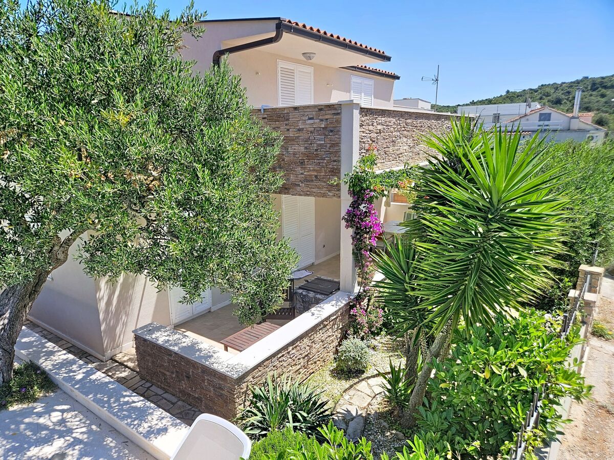 Maison Vinka avec piscine privée à 100 m de la mer - Photo 3