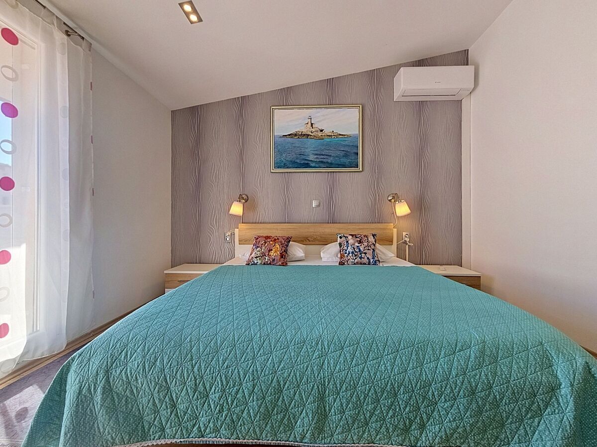 Maison Vinka avec piscine privée à 100 m de la mer - Photo 15