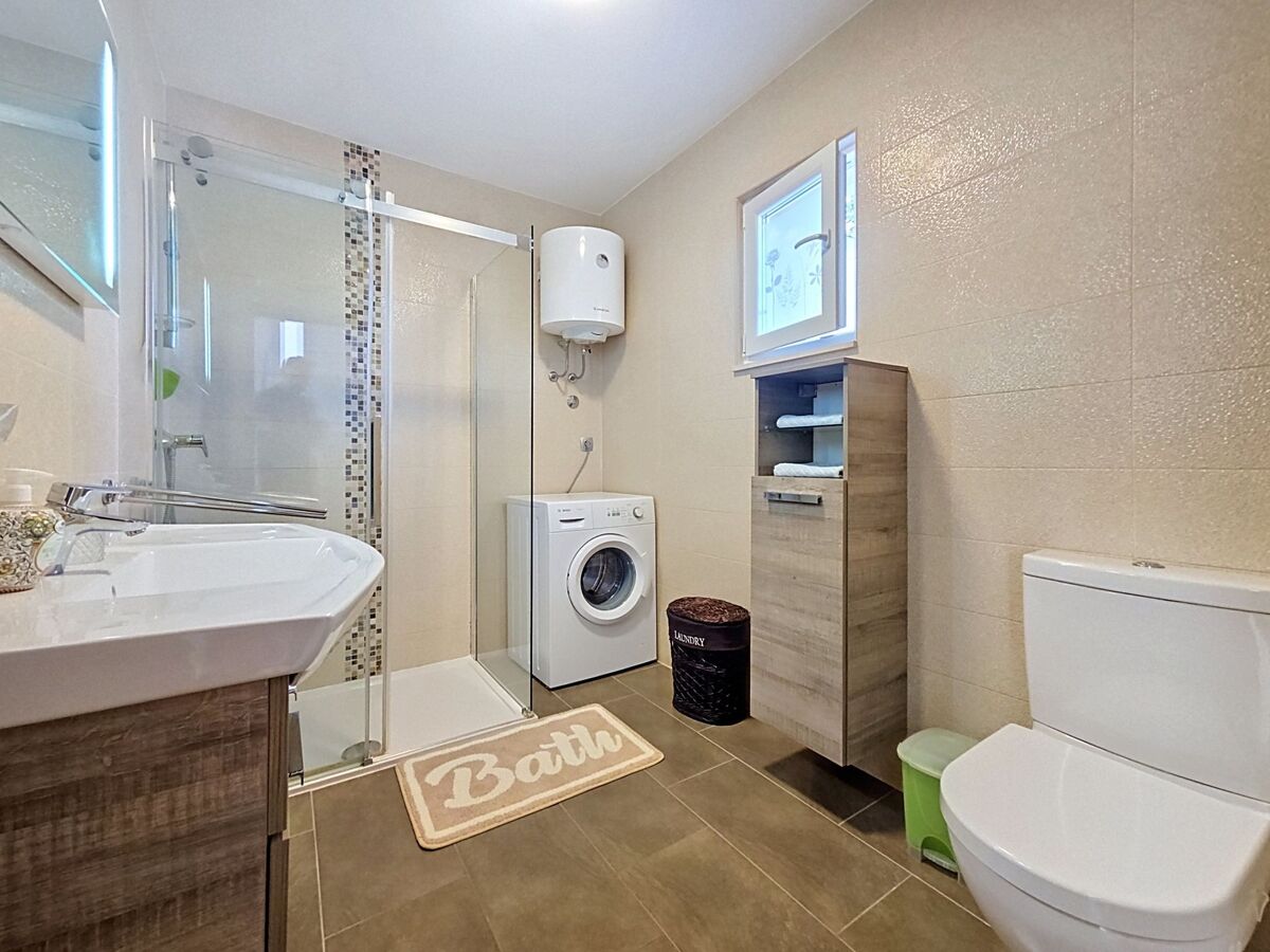 Maison Vinka avec piscine privée à 100 m de la mer - Photo 21