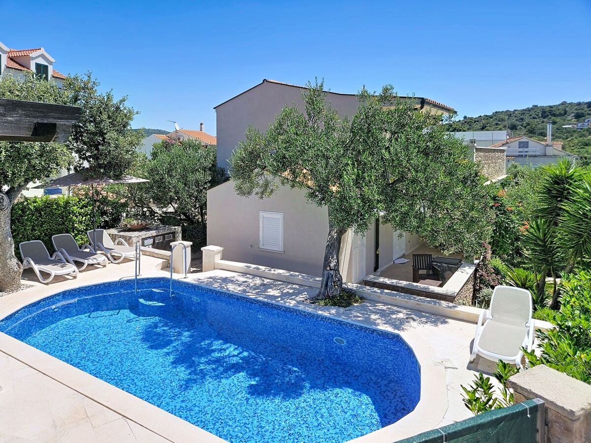 Maison Vinka avec piscine privée à 100 m de la mer - Photo 30