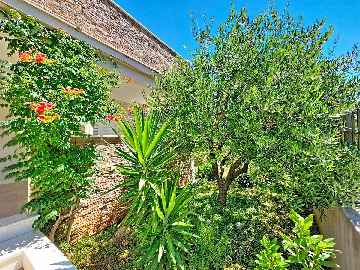 Maison Vinka avec piscine privée à 100 m de la mer - Photo 33