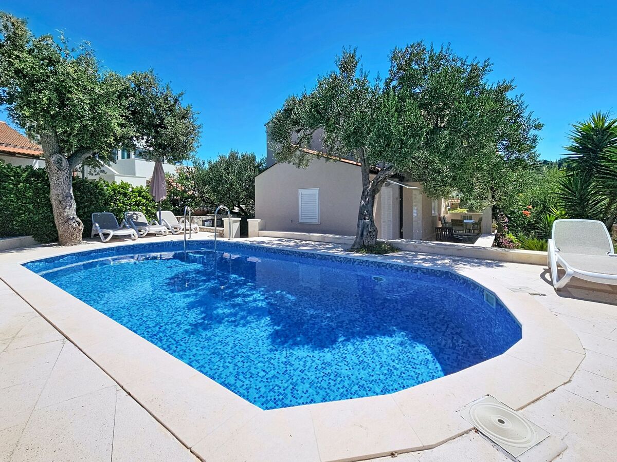 Maison Vinka avec piscine privée à 100 m de la mer - Photo 35