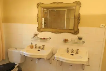 La Tour, Château confortable avec piscine en incrustation - Photo 9