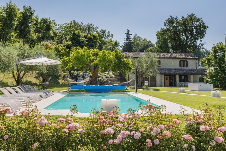 Villa Anna : piscine chauffée et sauna aux Marches - Photo 1