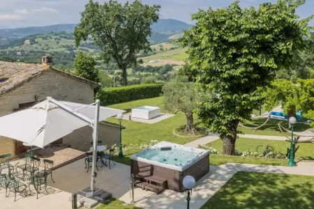 Villa Anna, Villa pittoresque avec piscine chauffée - Photo 16