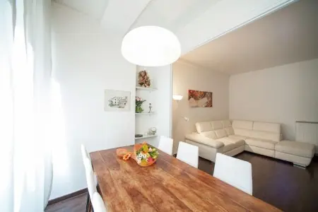 Location appartement à Roma, Base romaine à Appio Latino