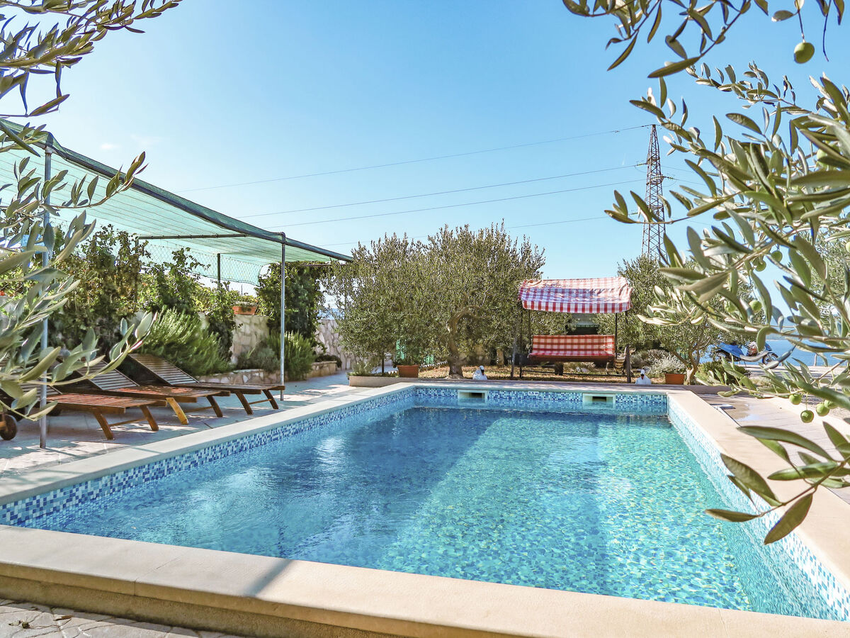 Maison Lucije avec piscine privée à Brač - Photo 2