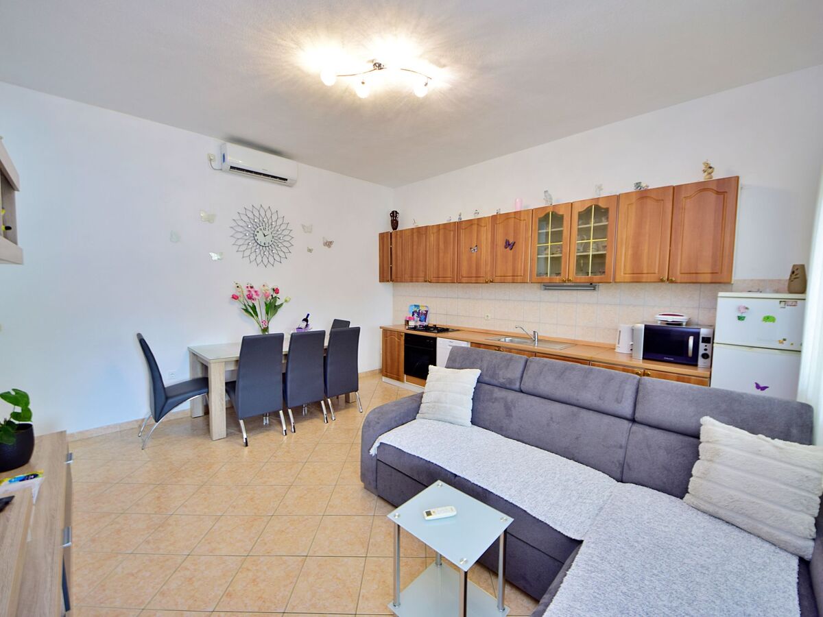 Maison Lucije avec piscine privée à Brač - Photo 10
