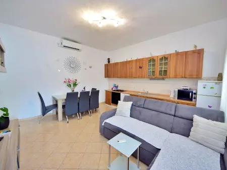 Maison Lucije avec piscine privée à Brač : photo 10