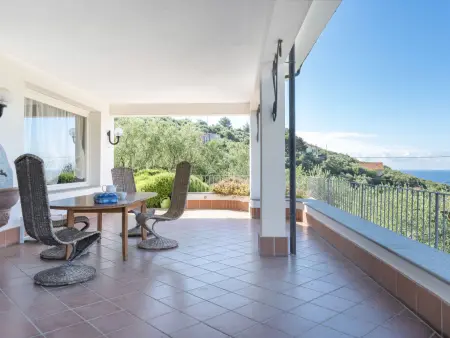 Villa Alberto A - 4 chambres, terrasse et piscine : photo 2