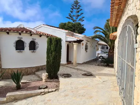 Maison Zindel à Javea – vue mer, piscine et jardin 800 m² : photo 20
