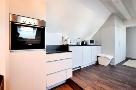 Koetshuis Studio, Studio dans un manoir à Robertville - Photo 1