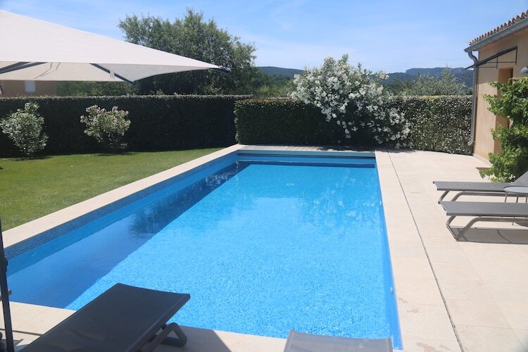 Villa Belle Suzette, 8 pers., piscine chauffée à Malaucène - Photo 1