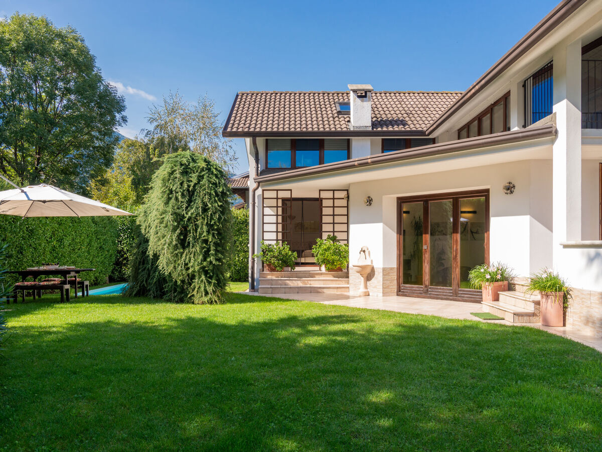 Maison Candida à Colico avec piscine privée - Photo 1