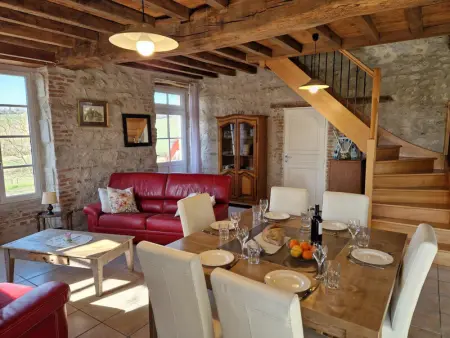 Location gite de vacances à Charroux   Allier