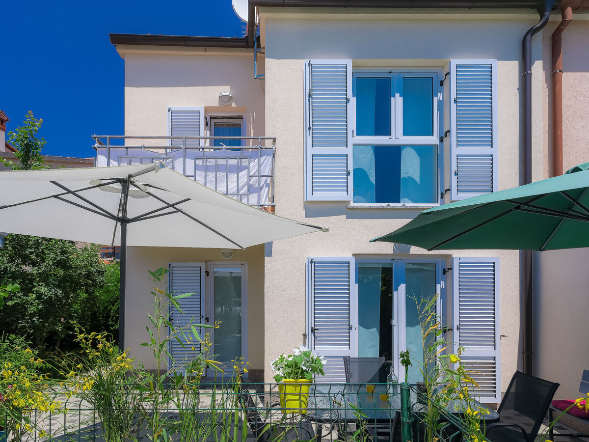 Maison Gojak à Pula : 3 chambres, jardin clôturé - Photo 6