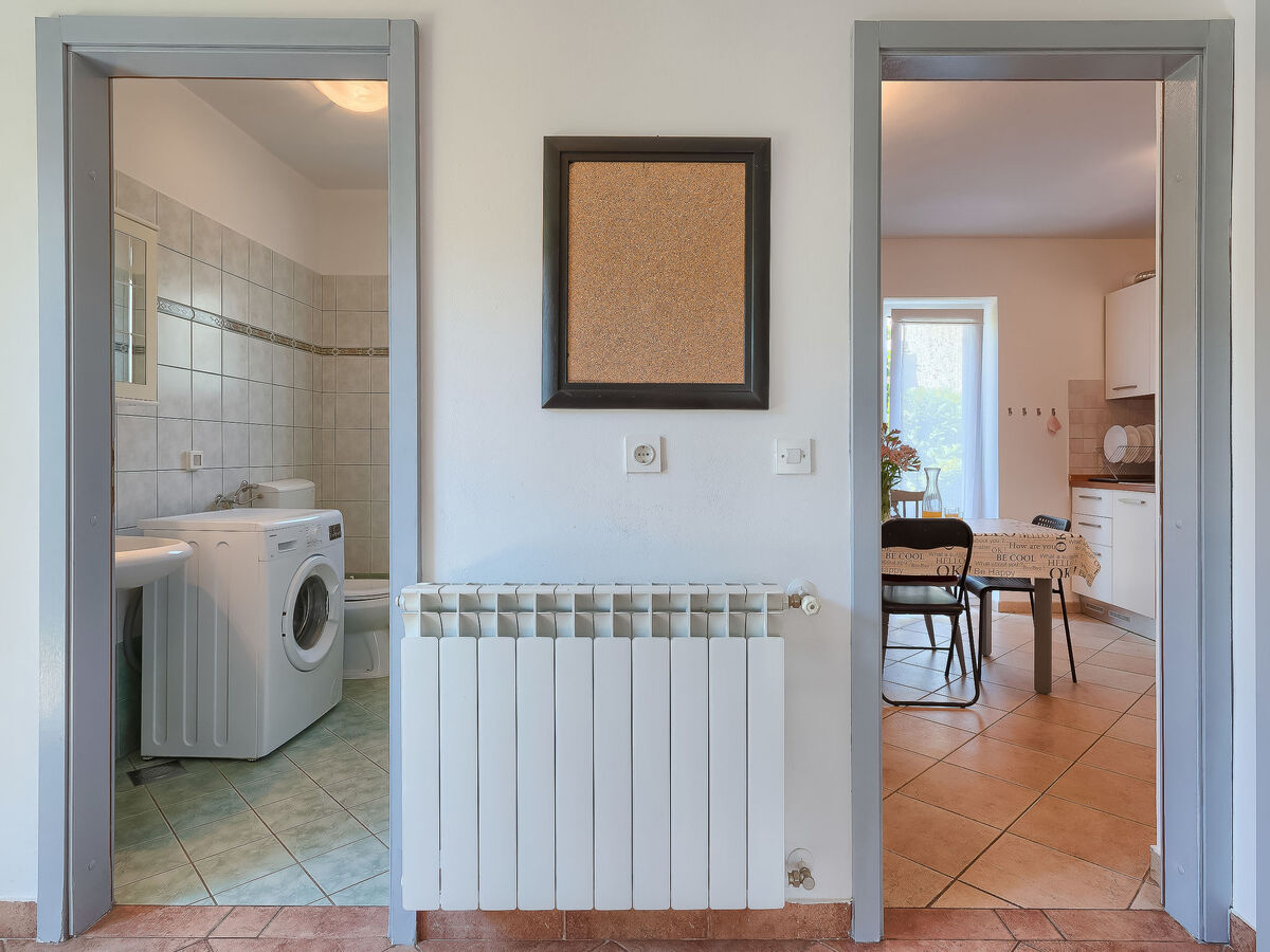 Maison Gojak à Pula : 3 chambres, jardin clôturé - Photo 16