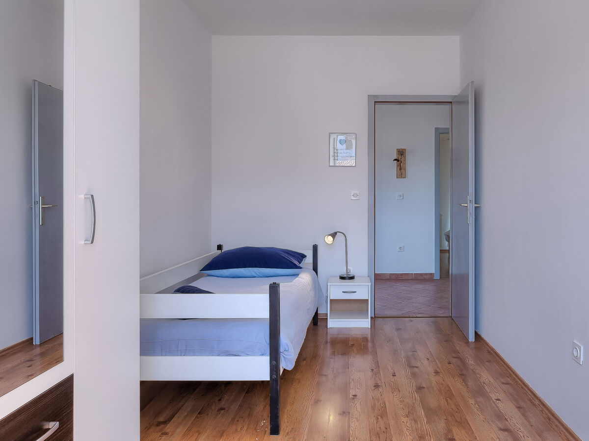 Maison Gojak à Pula : 3 chambres, jardin clôturé - Photo 20