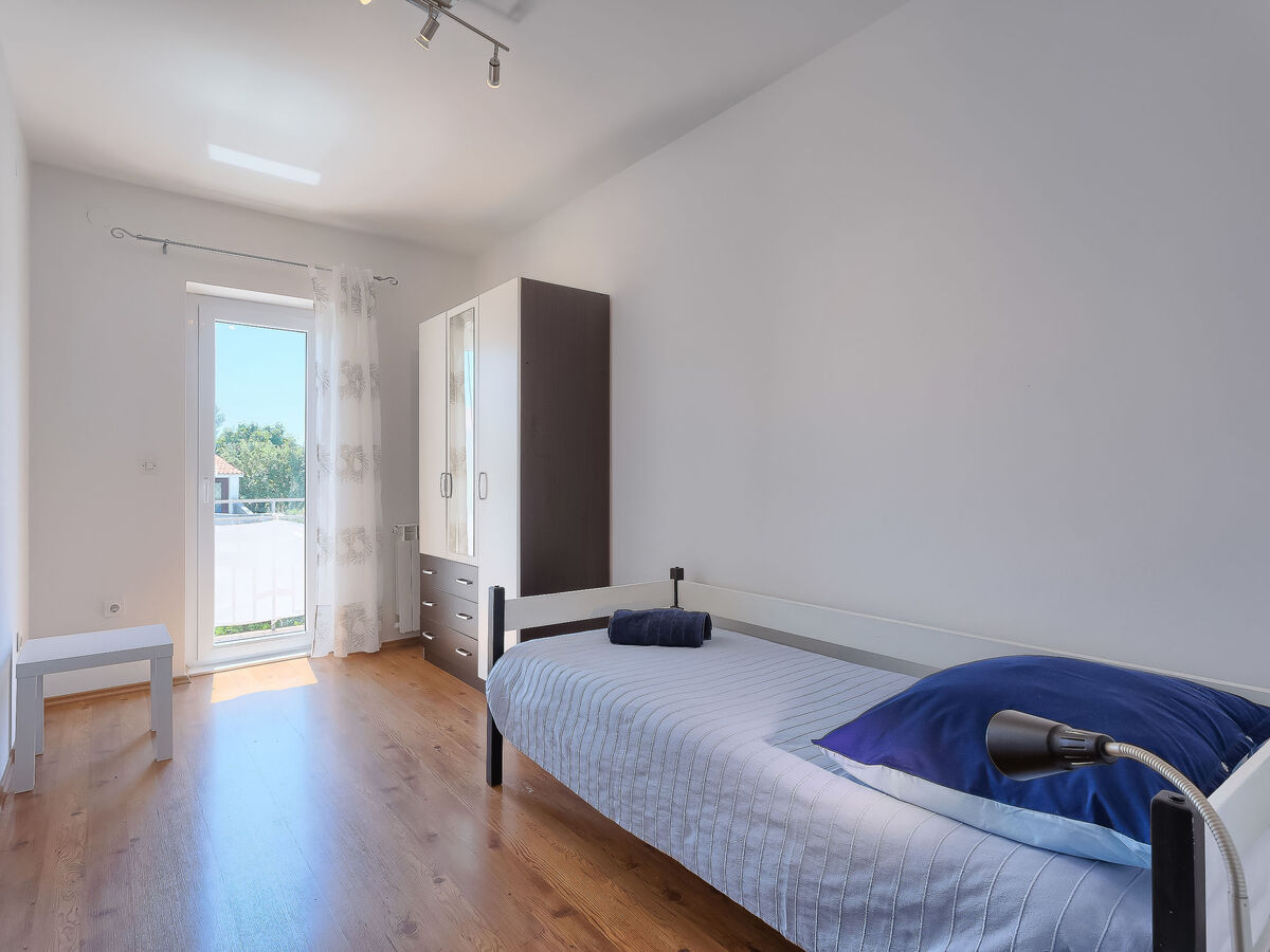 Maison Gojak à Pula : 3 chambres, jardin clôturé - Photo 21