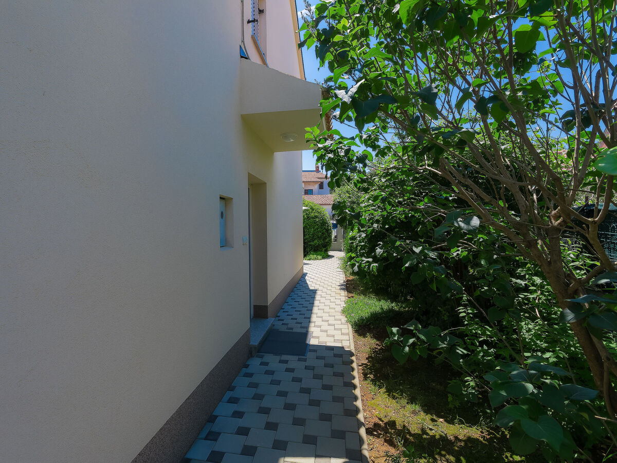 Maison Gojak à Pula : 3 chambres, jardin clôturé - Photo 29