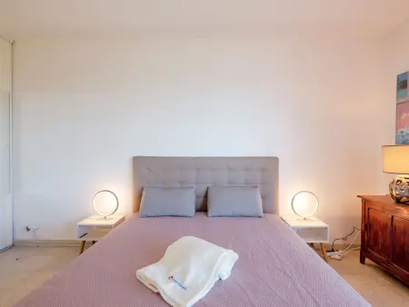 Appartement Le Méditerranée - Vue mer à 40 m de la plage : photo 8