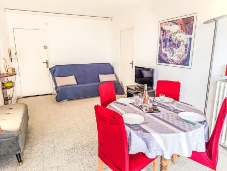 Appartement Le Méditerranée - Vue mer à 40 m de la plage : photo 32