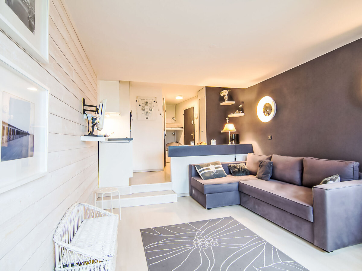 Studio vue mer au 5e étage, résidence Les Marinas – Deauville - Photo 4