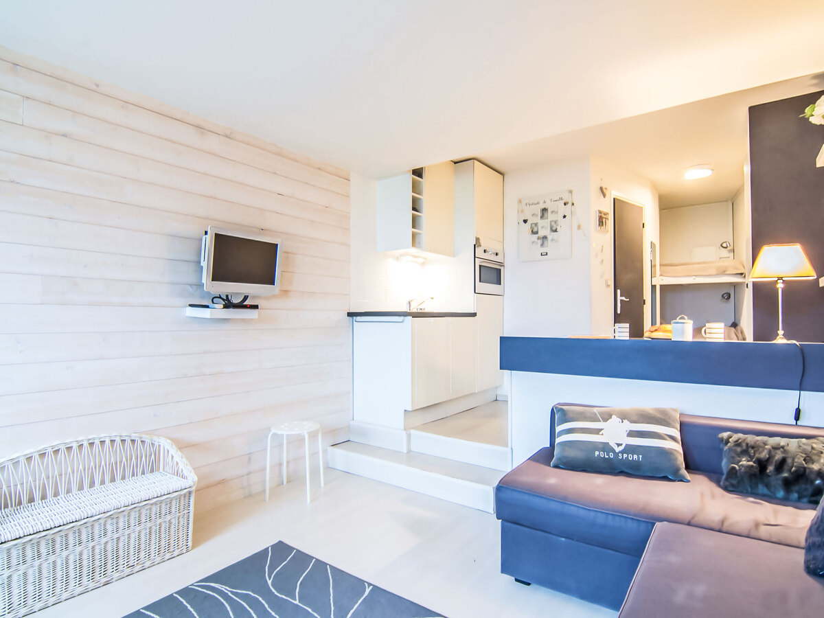 Studio vue mer au 5e étage, résidence Les Marinas – Deauville - Photo 6