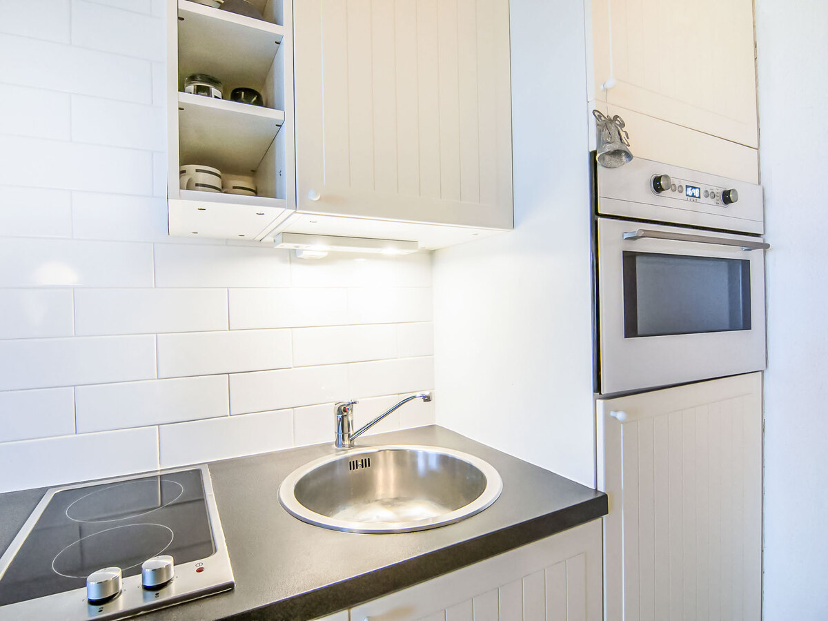 Studio vue mer au 5e étage, résidence Les Marinas – Deauville - Photo 9