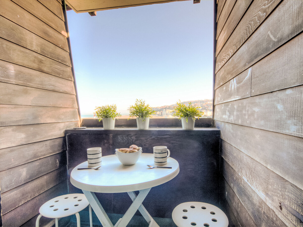 Studio vue mer au 5e étage, résidence Les Marinas – Deauville - Photo 11