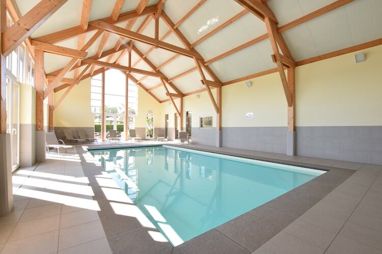 Maison 13 chambres avec piscine couverte à La Roche-en-Ardenne - Photo 1