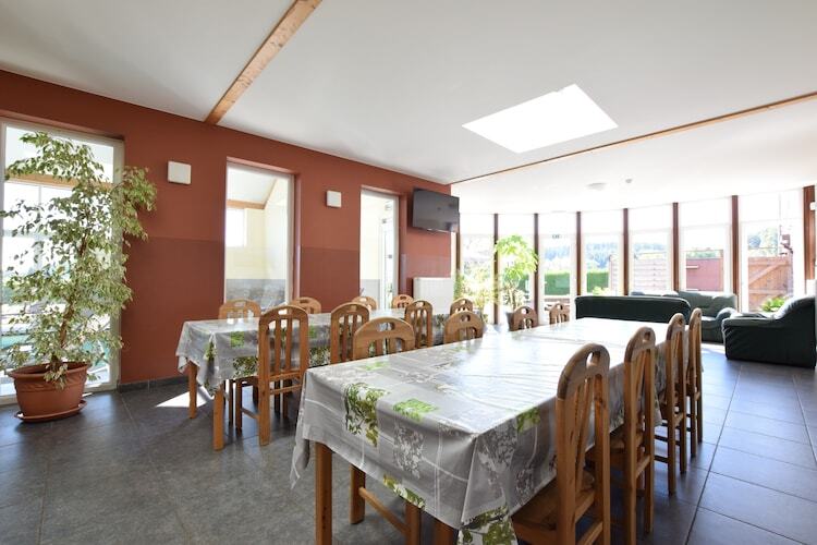 Maison 13 chambres avec piscine couverte à La Roche-en-Ardenne - Photo 10