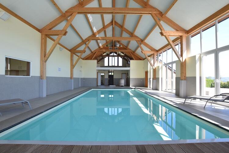 Maison 48 personnes, 16 chambres avec piscine privée - Photo 2