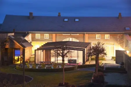Le Petit Baigneur, Maison dans Ardennes avec Sauna & Piscine - Photo 4