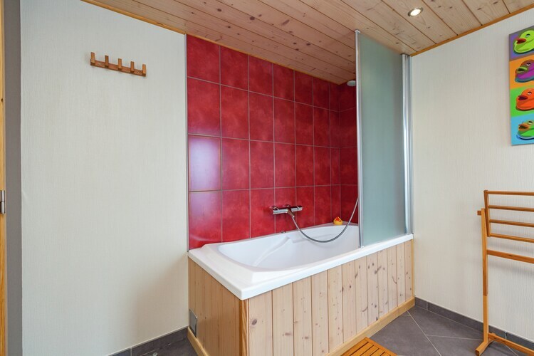 Maison 2 chambres avec bain à remous à La Roche-en-Ardenne - Photo 18