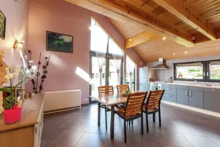 Maison 2 chambres avec bain à remous à La Roche-en-Ardenne : photo 13