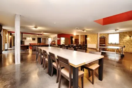 Maison 30 personnes avec piscine intérieure aux Ardennes : photo 2