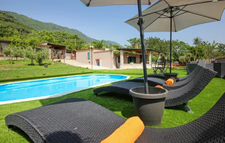 Location maison de vacances à Avella