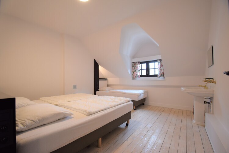 Villa Le Château et les Forêts - 12 chambres, 30 personnes - Photo 11