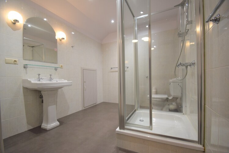 Villa Le Château et les Forêts - 12 chambres, 30 personnes - Photo 23