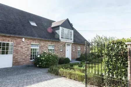 Villa Belle Vue - Piscine intérieure et sauna aux Ardennes : photo 5