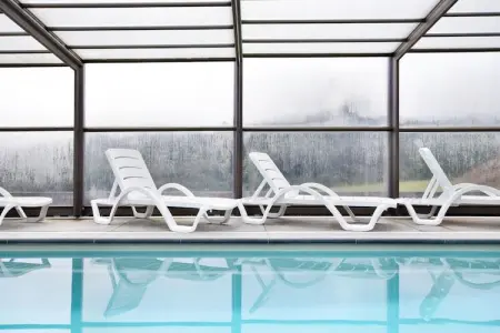 Villa Belle Vue - Piscine intérieure et sauna aux Ardennes : photo 6